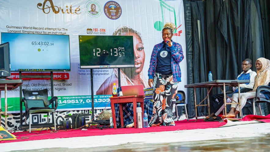 Arite's Guinness World Record attempt for the longest singing hours by an Individual